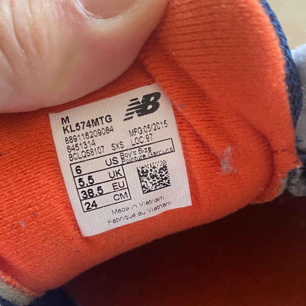 New Balance Blue and White Sneakers - Picture 2 of 4